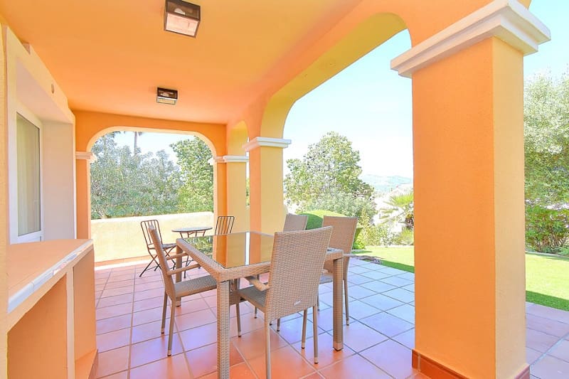 3 makuuhuone Huvila lomavuokrausta paikassa La Manga Club mukana uima-altaan 
autotalli - 1 320 € (Ref: 9800271)