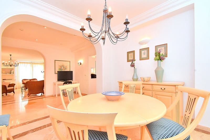 3 makuuhuone Huvila lomavuokrausta paikassa La Manga Club mukana uima-altaan 
autotalli - 1 320 € (Ref: 9800271)