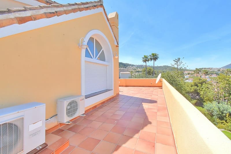 3 makuuhuone Huvila lomavuokrausta paikassa La Manga Club mukana uima-altaan 
autotalli - 1 320 € (Ref: 9800271)