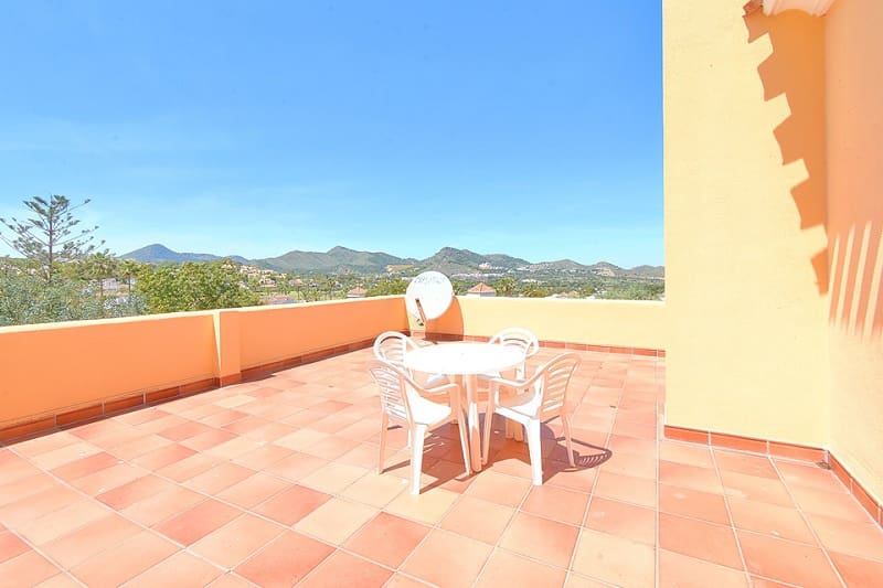 3 makuuhuone Huvila lomavuokrausta paikassa La Manga Club mukana uima-altaan 
autotalli - 1 320 € (Ref: 9800271)