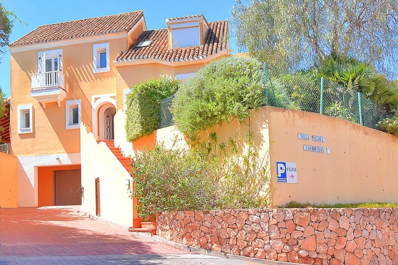 3 makuuhuone Huvila lomavuokrausta paikassa La Manga Club mukana uima-altaan 
autotalli - 1 320 € (Ref: 9800271)