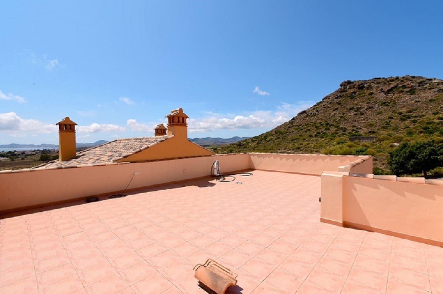 3 makuuhuone Huvila lomavuokrausta paikassa Los Urrutias mukana uima-altaan 
autotalli - 1 270 € (Ref: 9800272)