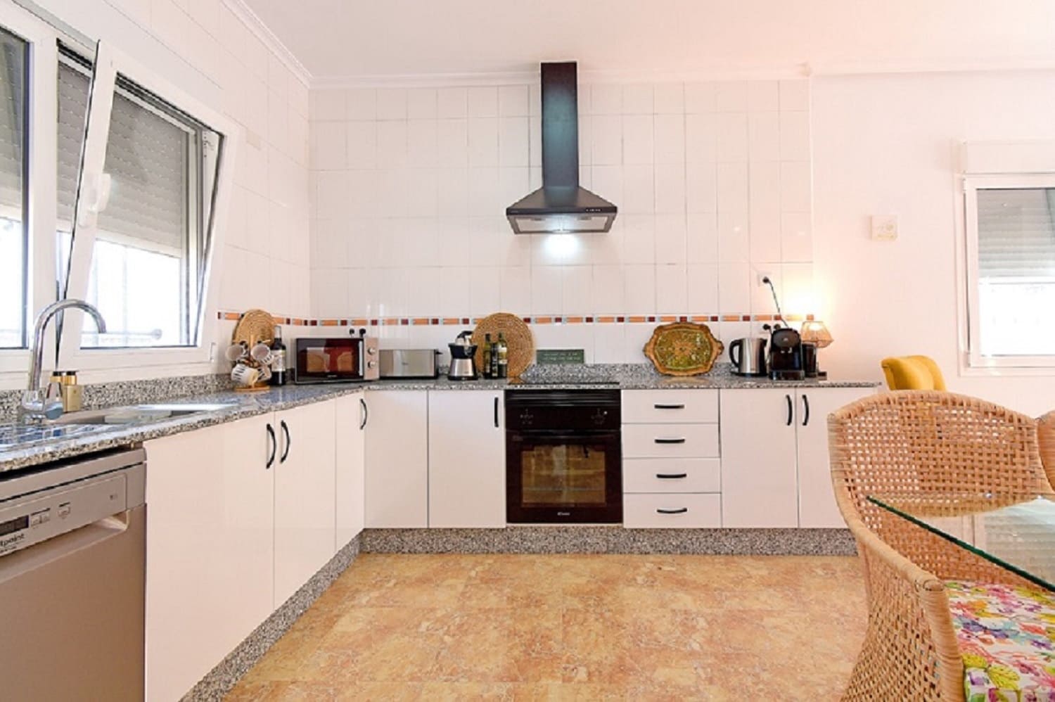 3 makuuhuone Huvila lomavuokrausta paikassa Los Urrutias mukana uima-altaan 
autotalli - 1 270 € (Ref: 9800272)