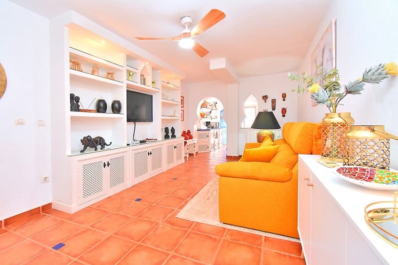 2 bedroom Terraced Villa for holiday rental in Los Urrutias with pool - € 420 (Ref: 9872479)