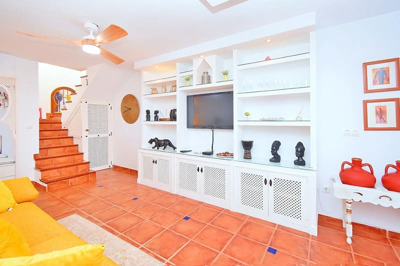 2 bedroom Terraced Villa for holiday rental in Los Urrutias with pool - € 420 (Ref: 9872479)