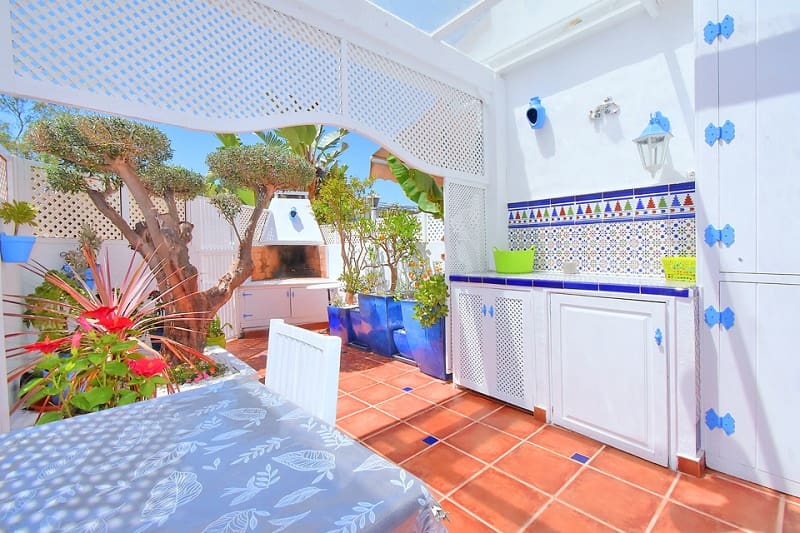 2 bedroom Terraced Villa for holiday rental in Los Urrutias with pool - € 420 (Ref: 9872479)