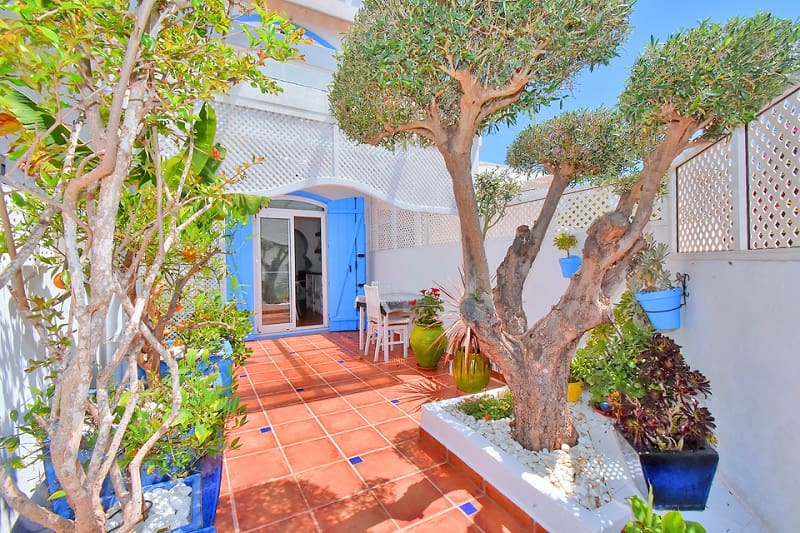 2 bedroom Terraced Villa for holiday rental in Los Urrutias with pool - € 420 (Ref: 9872479)