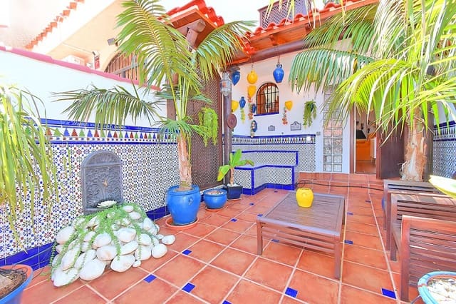 Villa/Maison Mitoyenne de 2 chambres de location de vacances à Los Urrutias, Carthagène avec piscine - 420 € (Ref: 9872479)