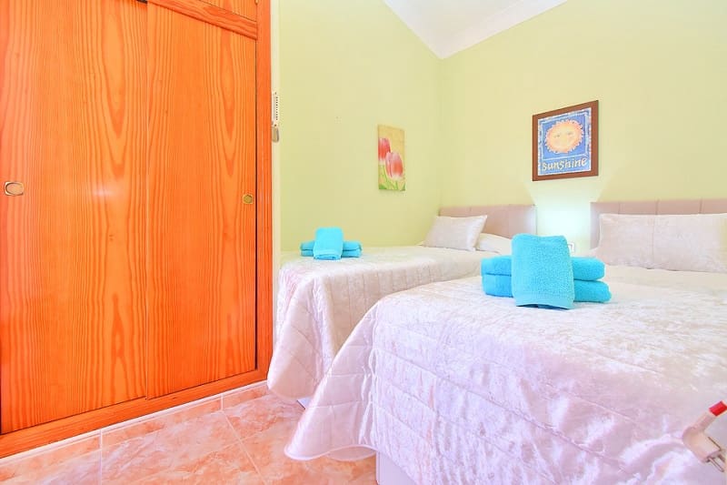 3 bedroom Terraced Villa for holiday rental in Los Urrutias with pool - € 490 (Ref: 9872494)