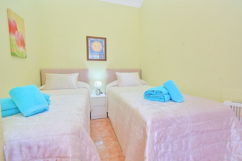3 bedroom Terraced Villa for holiday rental in Los Urrutias with pool - € 490 (Ref: 9872494)