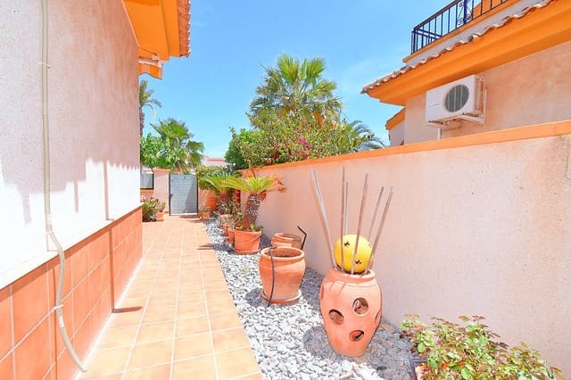 Villa/Maison Mitoyenne de 3 chambres de location de vacances à Los Urrutias, Carthagène avec piscine - 490 € (Ref: 9872494)
