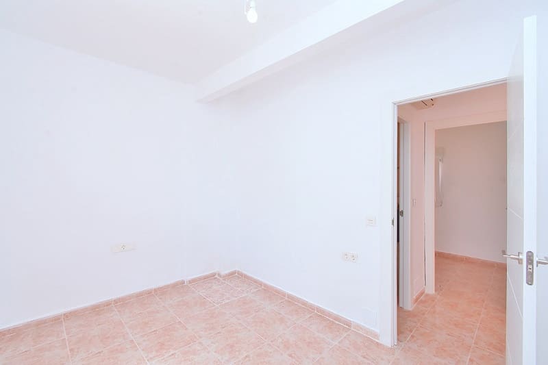 Apartamento de 2 habitaciones en Los Urrutias en venta - 87.500 € (Ref: 9891360)