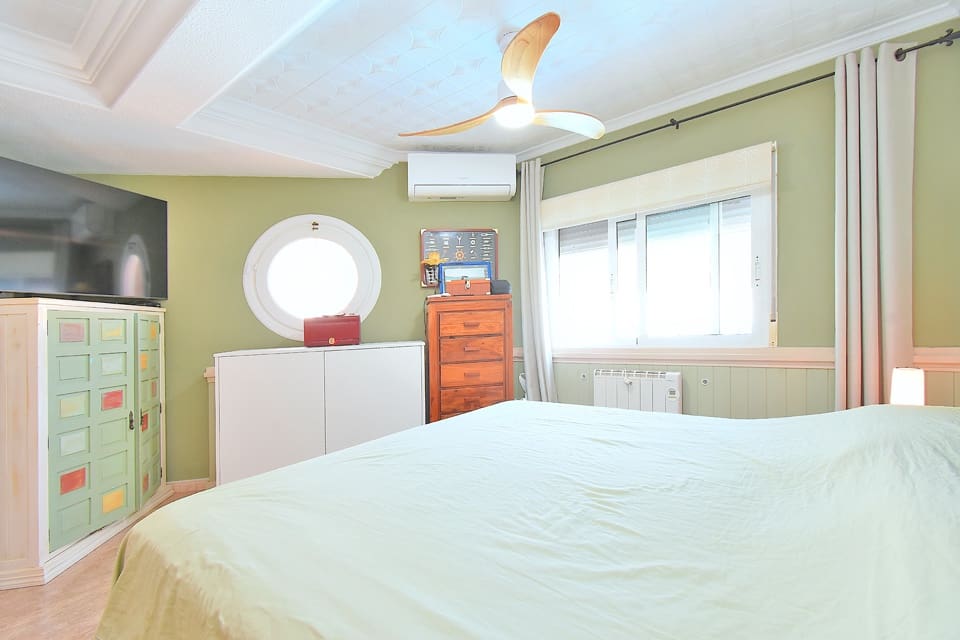 3 sovrum Radhus till salu i Los Urrutias med pool - 298 000 € (Ref: 9918575)