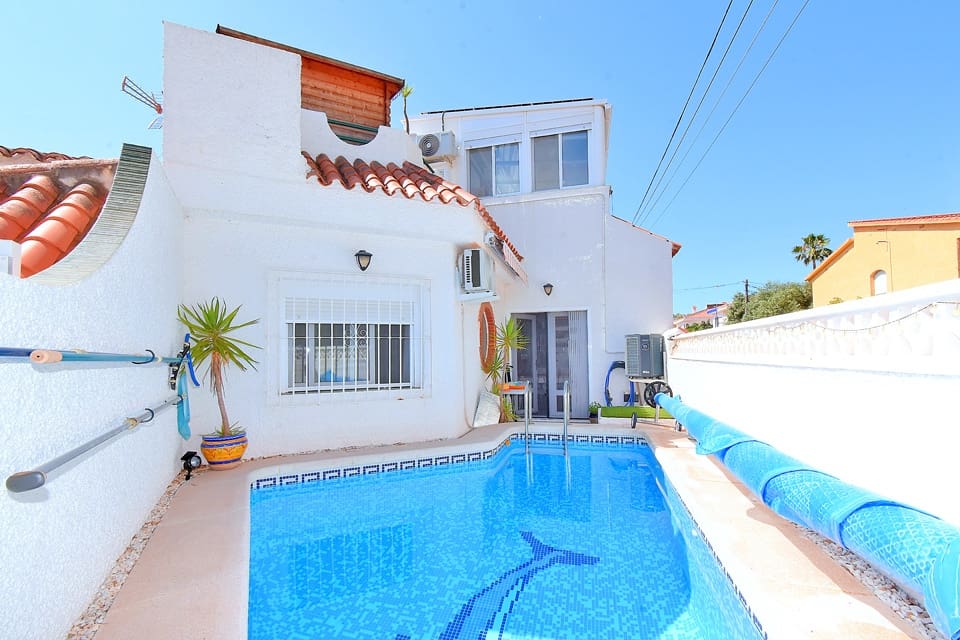 3 sovrum Radhus till salu i Los Urrutias med pool - 298 000 € (Ref: 9918575)