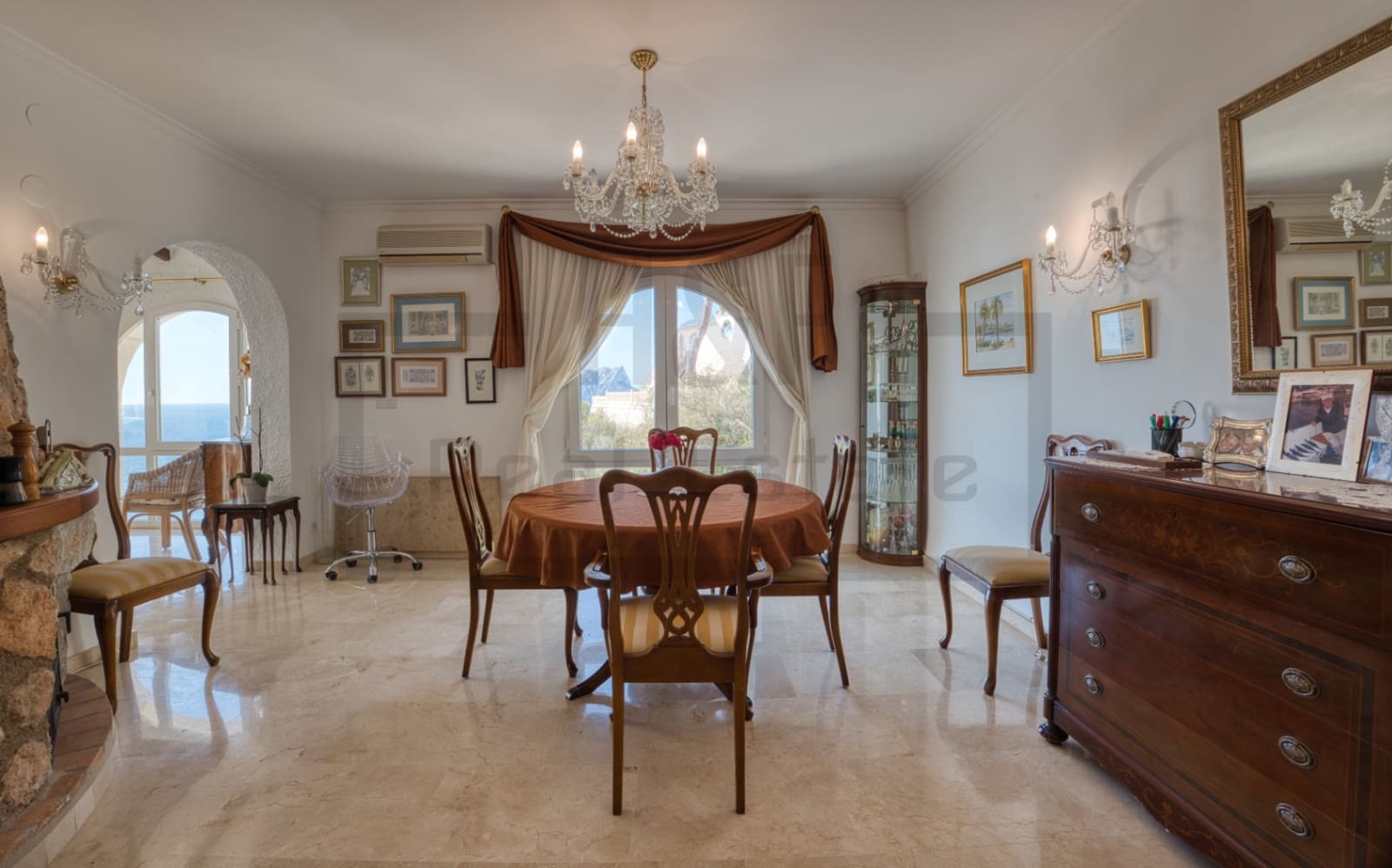 5 slaapkamer Villa te koop in Benissa - € 2.200.000 (Ref: 8855760)