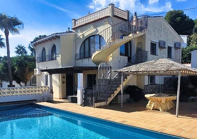 5 sovrum Villa till salu i Benissa - 675 000 € (Ref: 9669415)