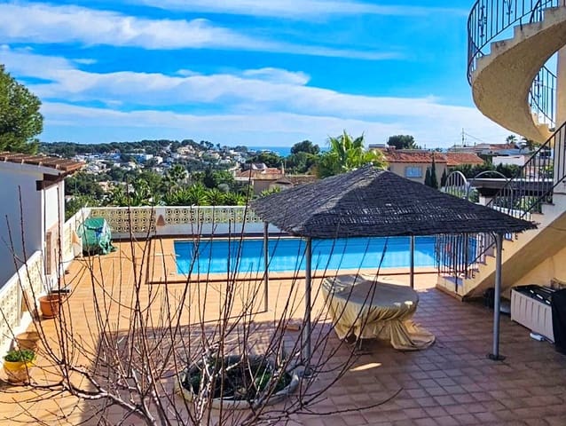 5 sovrum Villa till salu i Benissa - 675 000 € (Ref: 9669415)