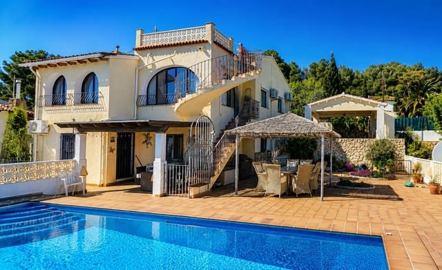 5 soverom Villa til salgs i Benissa - € 675 000 (Ref: 9669415)