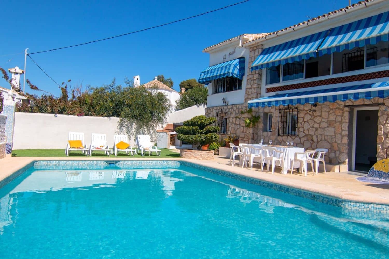 Huvila myytävänä paikassa Benissa - 1 190 000 € (Ref: 9669416)