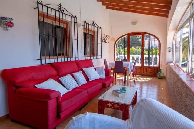 Huvila myytävänä paikassa Benissa - 1 190 000 € (Ref: 9669416)