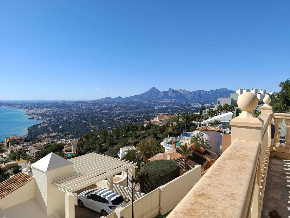 3 sovrum Villa till salu i Altea - 980 000 € (Ref: 9669418)