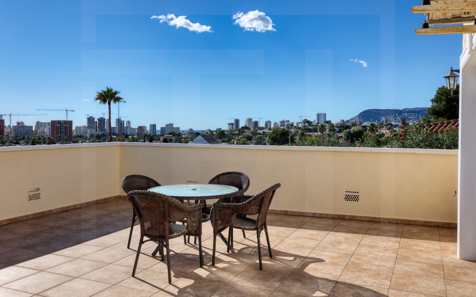 3 makuuhuone Huvila myytävänä paikassa Calpe / Calp - 725 000 € (Ref: 9669426)