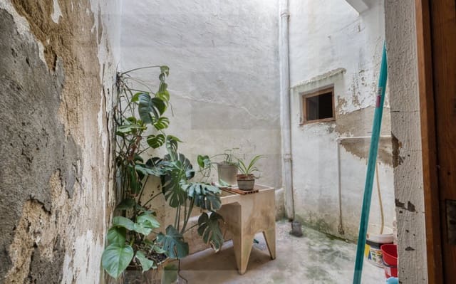 6 makuuhuone Omakotitalo myytävänä paikassa Benissa - 255 000 € (Ref: 9669427)