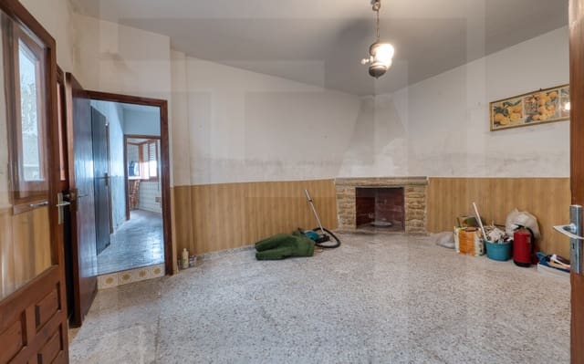 6 makuuhuone Omakotitalo myytävänä paikassa Benissa - 255 000 € (Ref: 9669427)