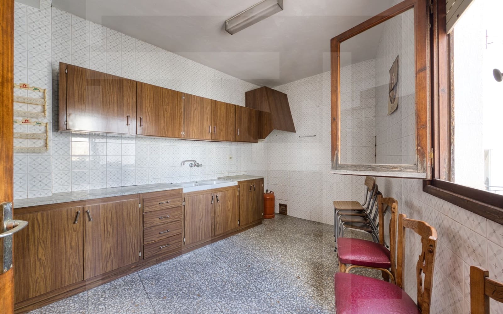 6 makuuhuone Omakotitalo myytävänä paikassa Benissa - 255 000 € (Ref: 9669427)