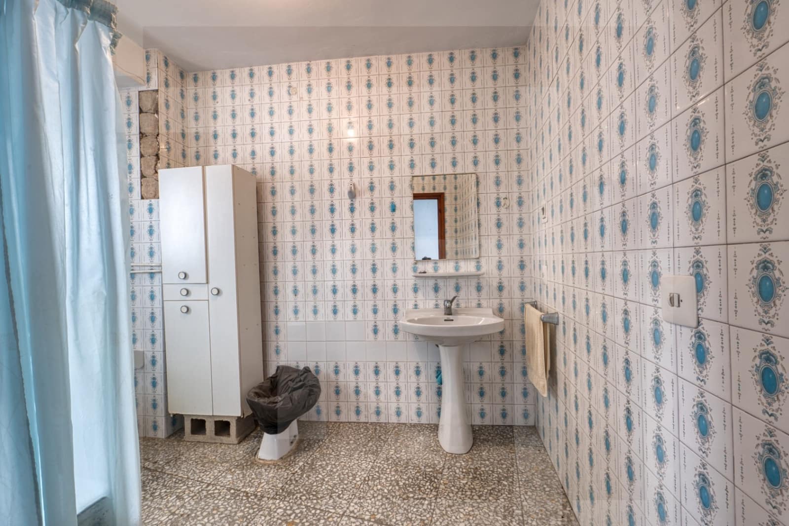 6 makuuhuone Omakotitalo myytävänä paikassa Benissa - 255 000 € (Ref: 9669427)