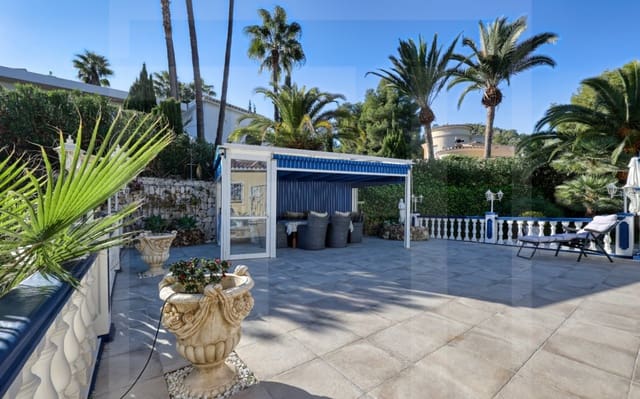 2 slaapkamer Villa te koop in Benissa met zwembad garage - € 450.000 (Ref: 9739286)