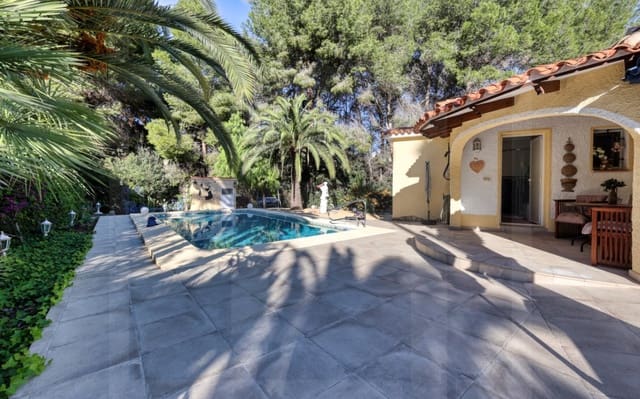 2 slaapkamer Villa te koop in Benissa met zwembad garage - € 450.000 (Ref: 9739286)