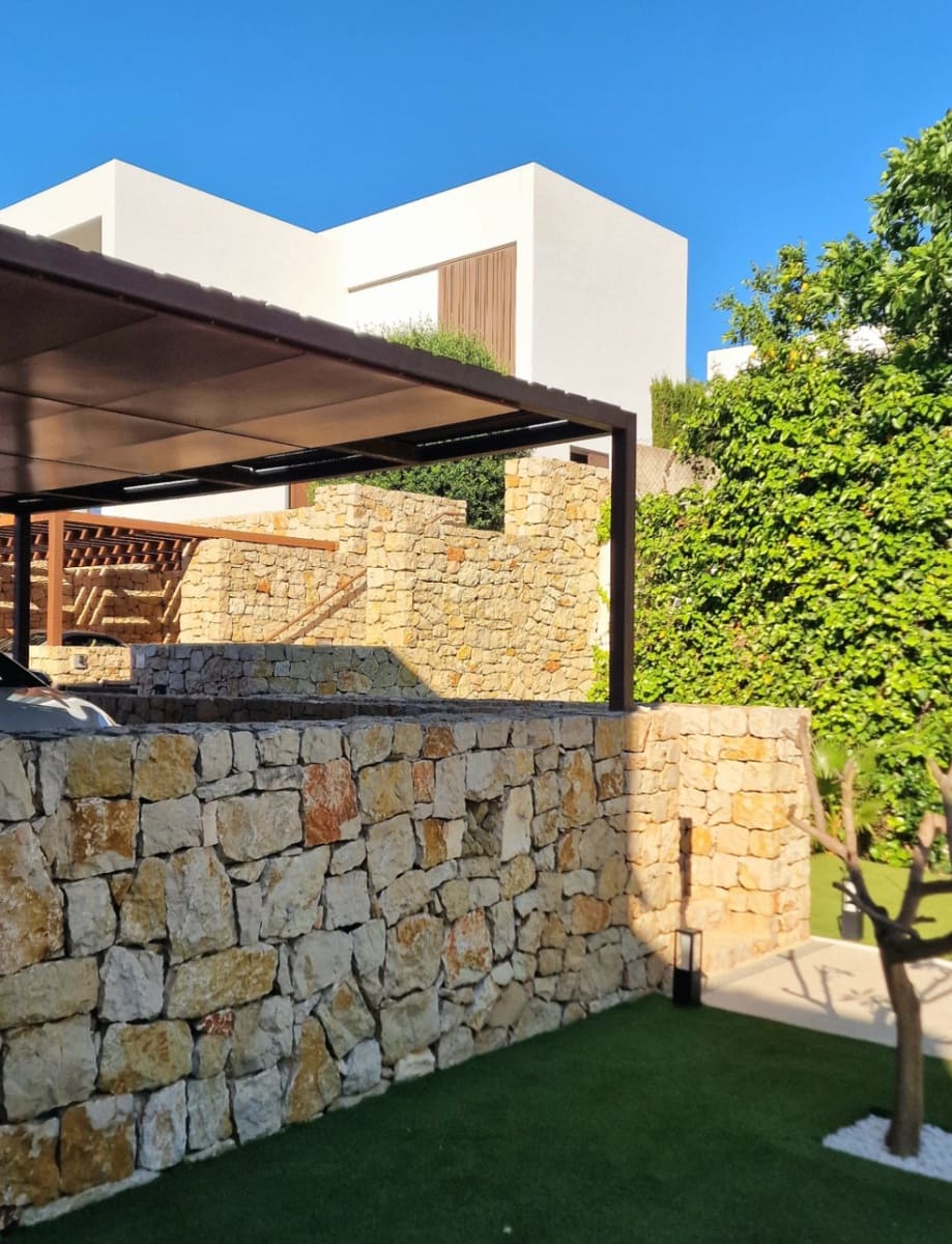 4 Zimmer Villa zu verkaufen in Moraira mit Pool Garage - 1.450.000 € (Ref: 9816451)