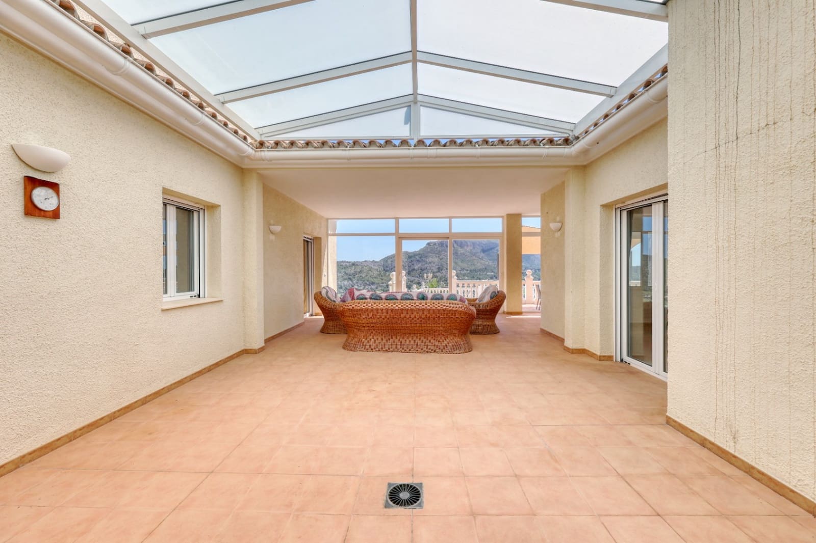 4 quarto Moradia para venda em Pedreguer - 785 000 € (Ref: 9863576)