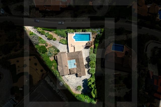 4 quarto Moradia para venda em Pedreguer - 785 000 € (Ref: 9863576)