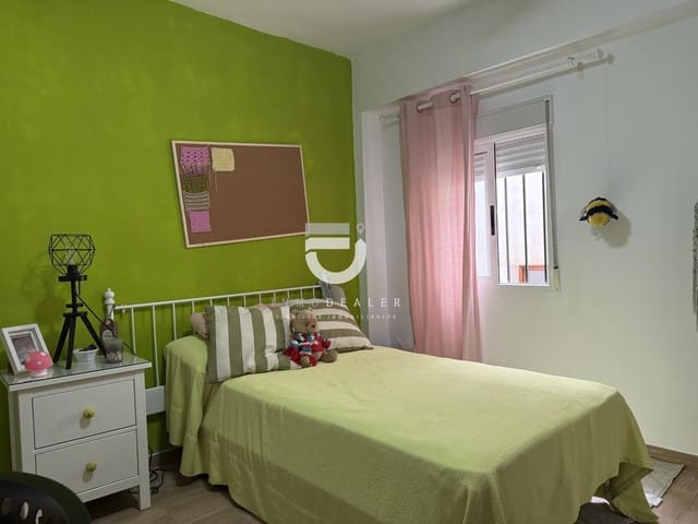3 slaapkamer Flat te koop in Gandia - € 129.000 (Ref: 10003830)