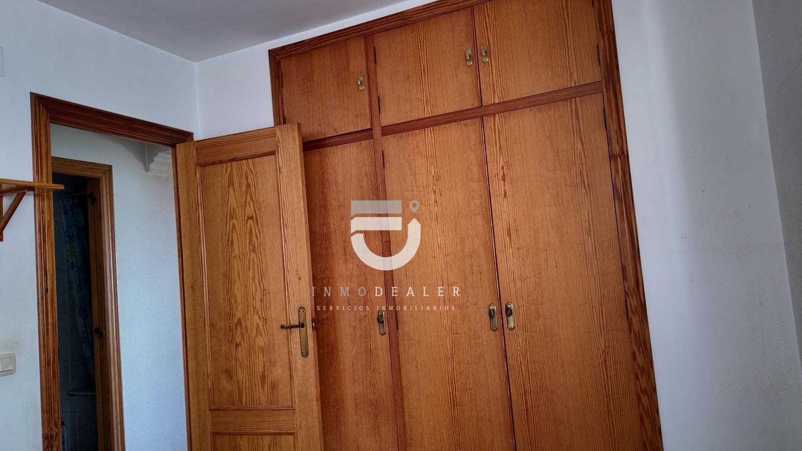 3 bedroom Flat for sale in Oliva with garage - € 165,000 (Ref: 10015730)