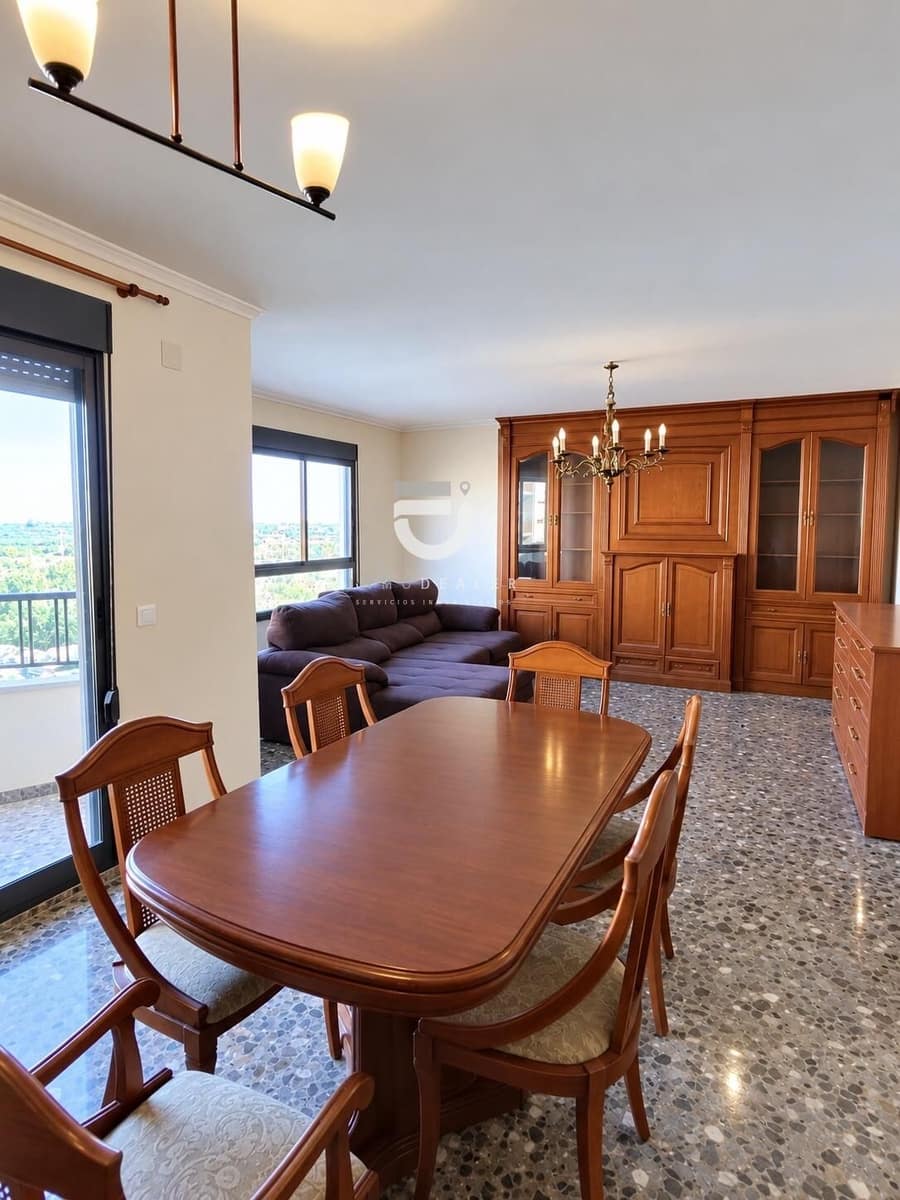 3 bedroom Flat for sale in Oliva with garage - € 165,000 (Ref: 10015730)