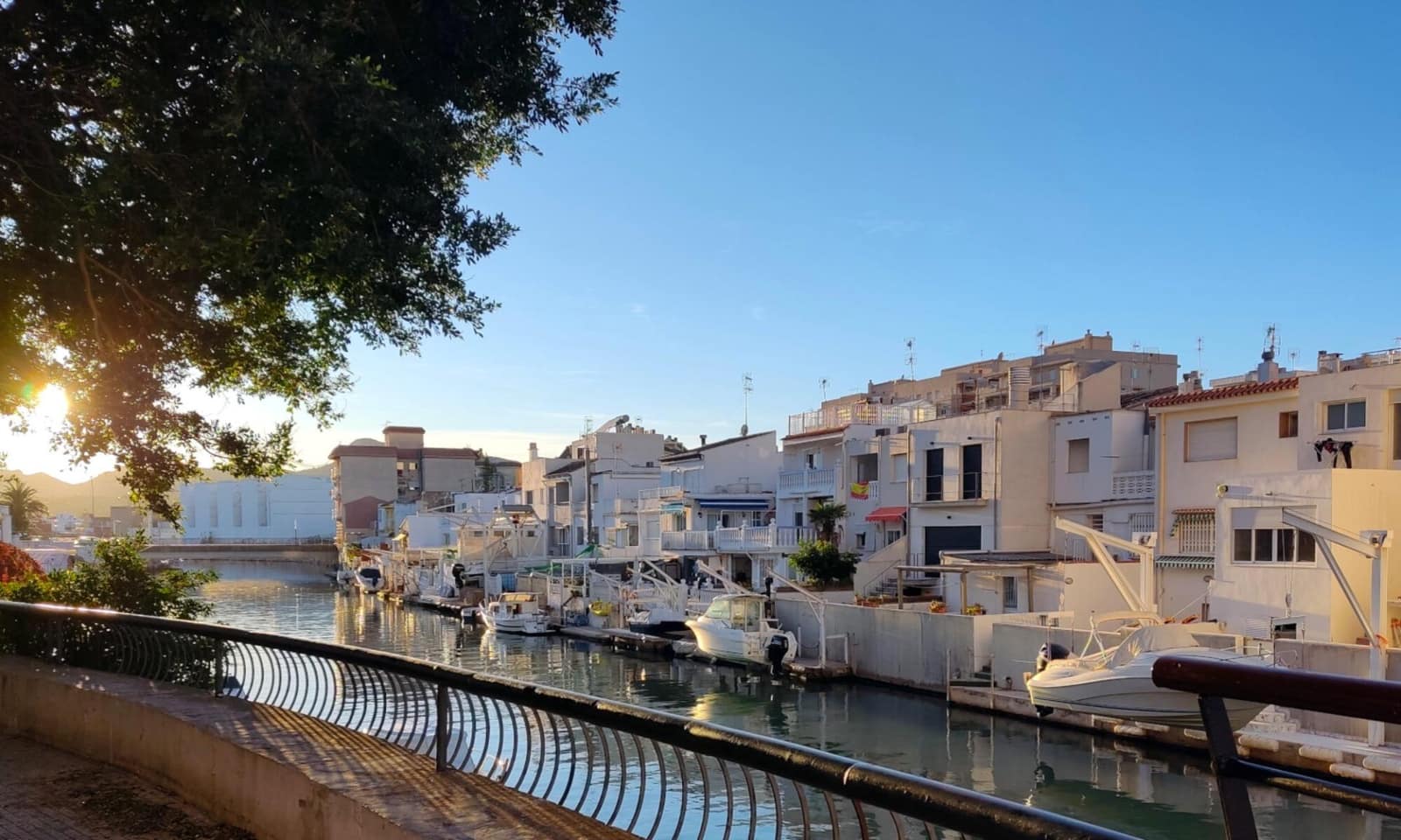 3 bedroom Apartment for sale in Gandia - € 239,000 (Ref: 10041272)