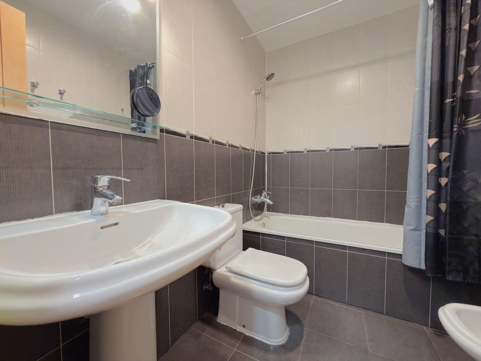 3 bedroom Apartment for sale in Gandia - € 239,000 (Ref: 10041272)