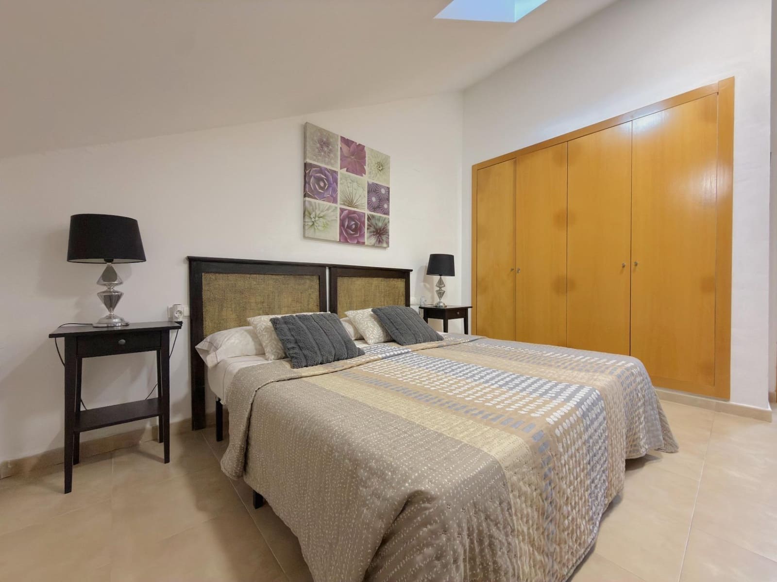 3 bedroom Apartment for sale in Gandia - € 239,000 (Ref: 10041272)