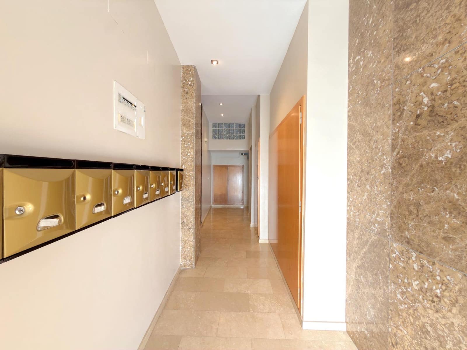 3 bedroom Apartment for sale in Gandia - € 239,000 (Ref: 10041272)