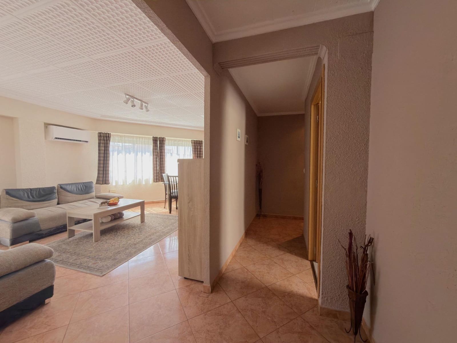 4 bedroom Flat for sale in Gandia - € 149,999 (Ref: 10041274)