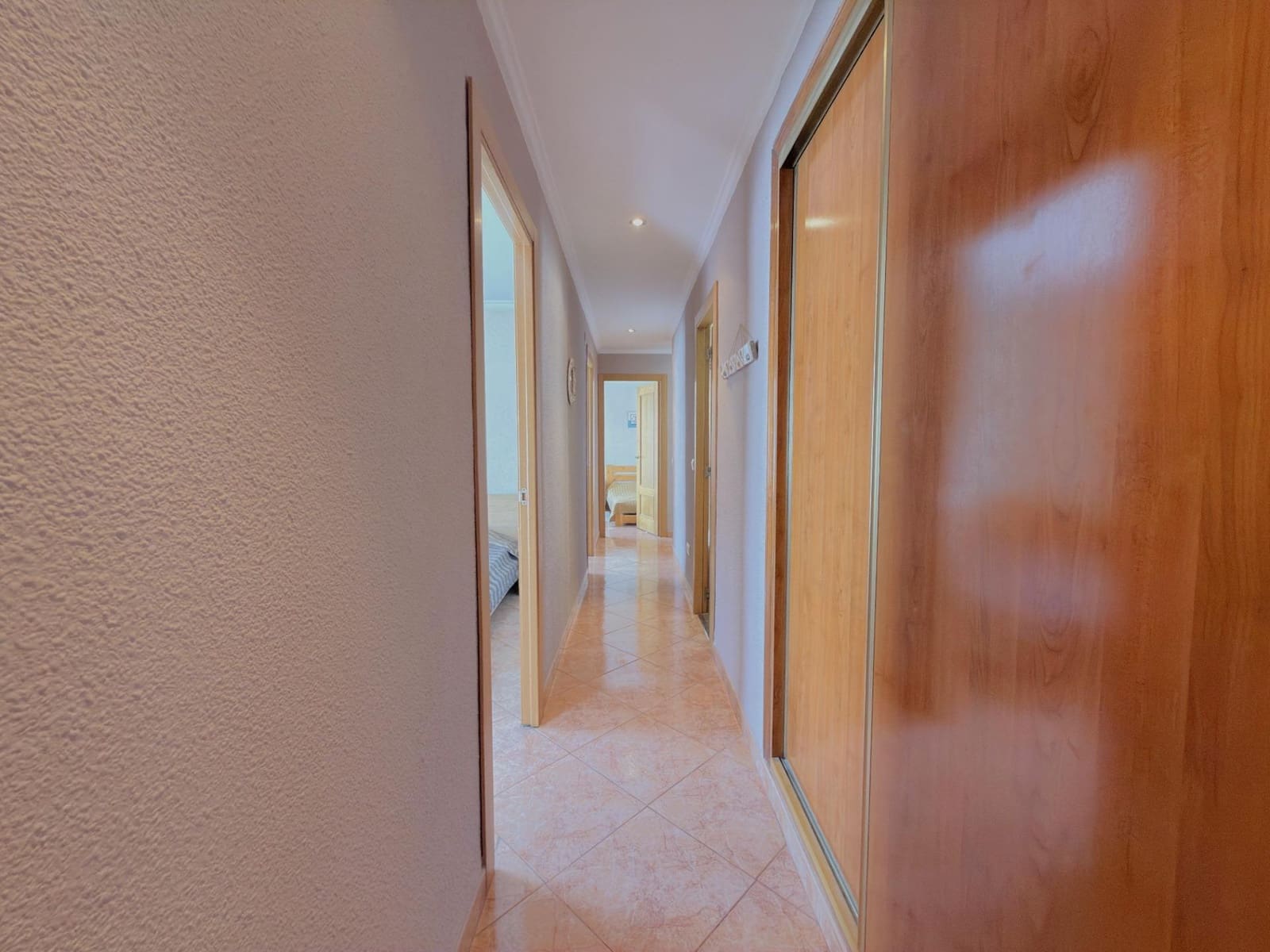 4 bedroom Flat for sale in Gandia - € 149,999 (Ref: 10041274)