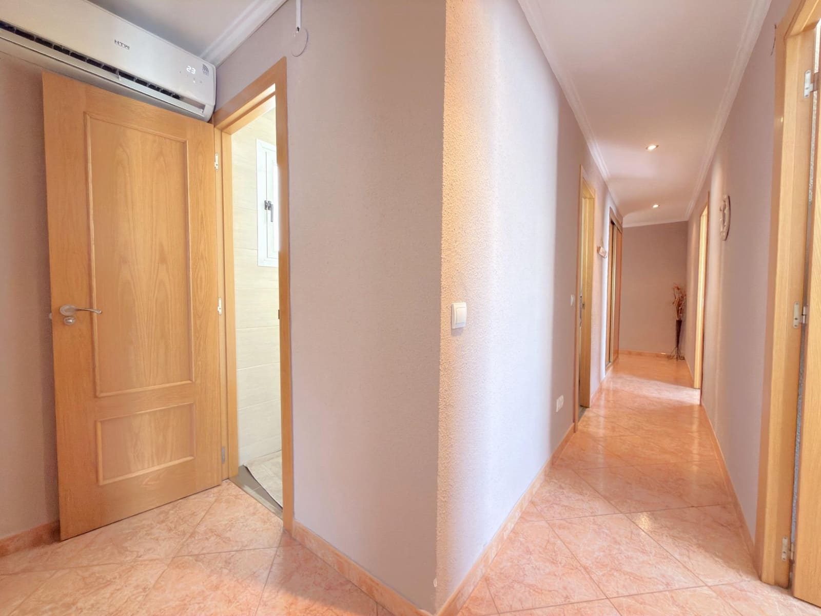 4 bedroom Flat for sale in Gandia - € 149,999 (Ref: 10041274)