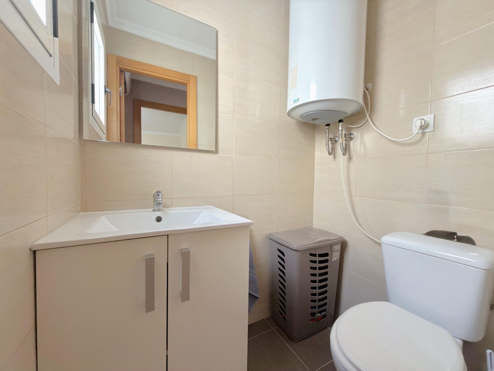 4 bedroom Flat for sale in Gandia - € 149,999 (Ref: 10041274)