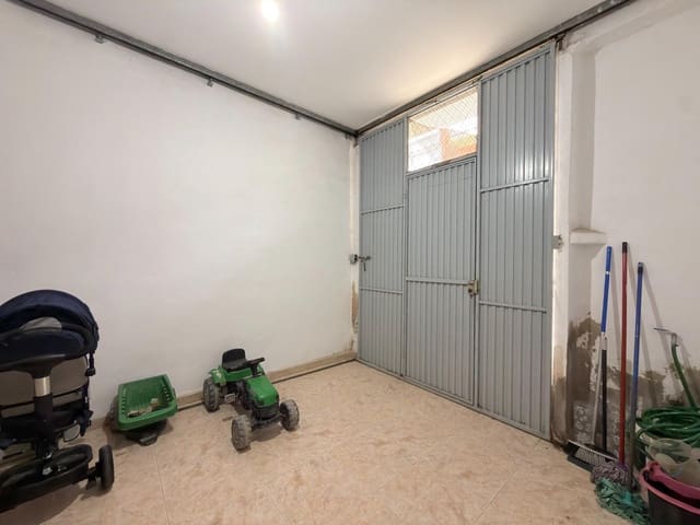5 slaapkamer Huis te koop in Benicolet met garage - € 190.000 (Ref: 10086356)