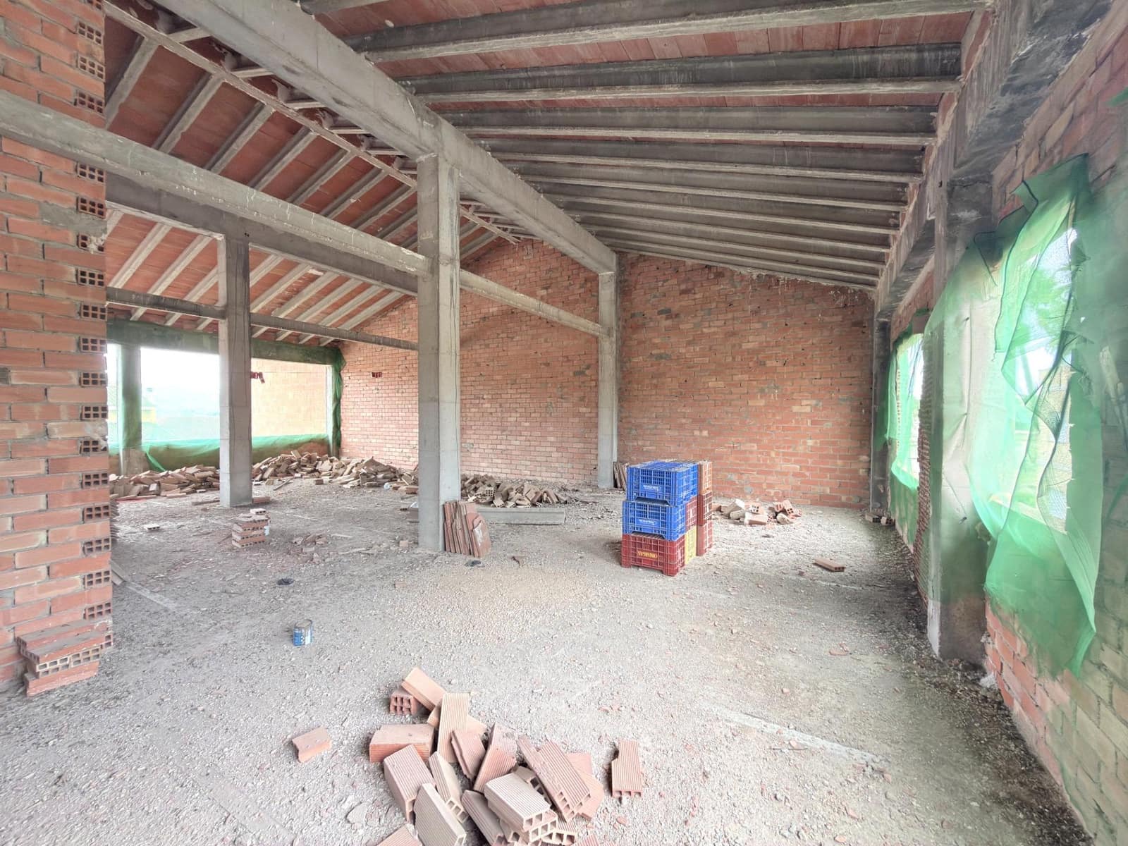 5 slaapkamer Huis te koop in Benicolet met garage - € 190.000 (Ref: 10086356)