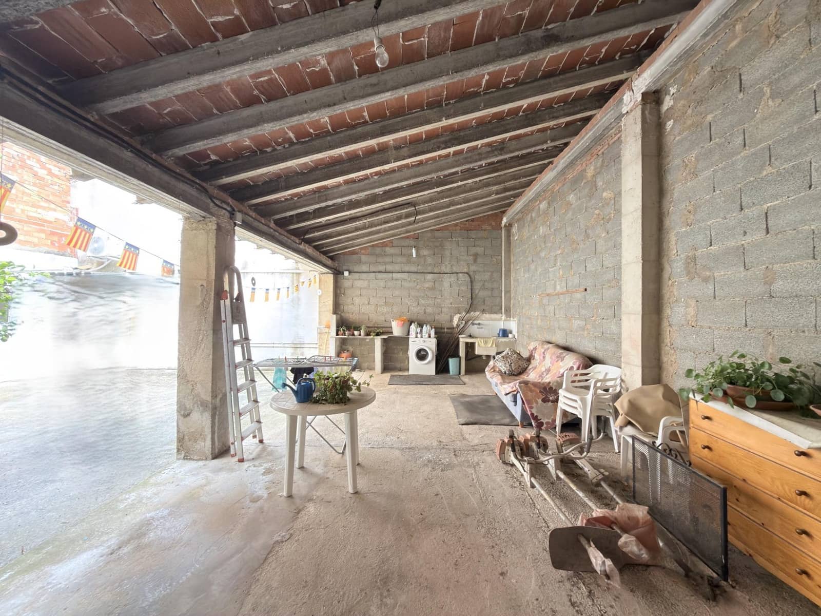5 slaapkamer Huis te koop in Benicolet met garage - € 190.000 (Ref: 10086356)