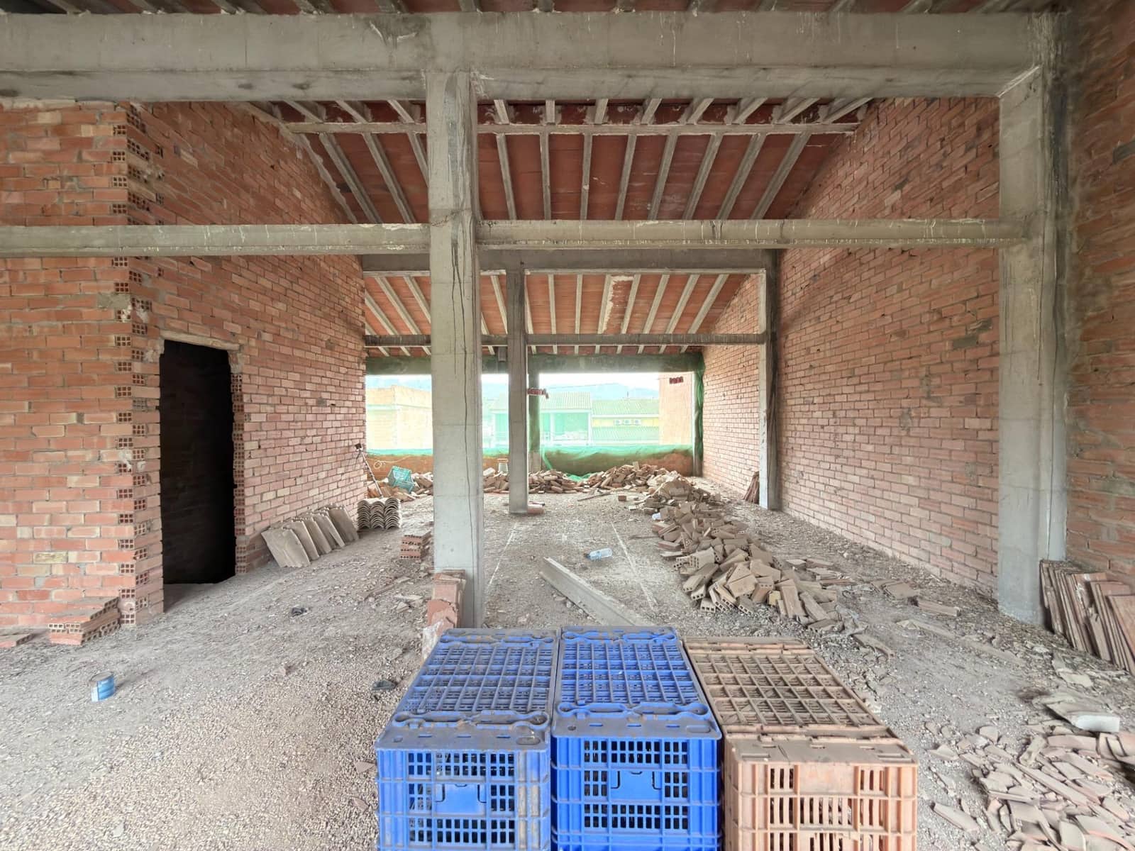 5 slaapkamer Huis te koop in Benicolet met garage - € 190.000 (Ref: 10086356)